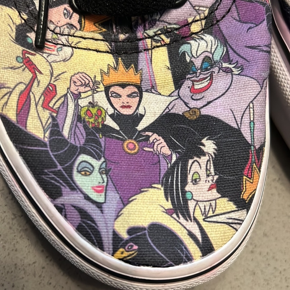 Vans X Disney Villains Collab Classic Lace Up Sneaker… Gem
